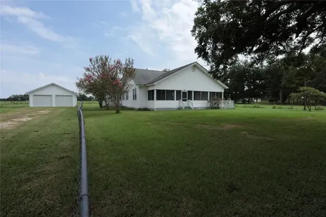 3289 County Road 158 Boling TX 77420