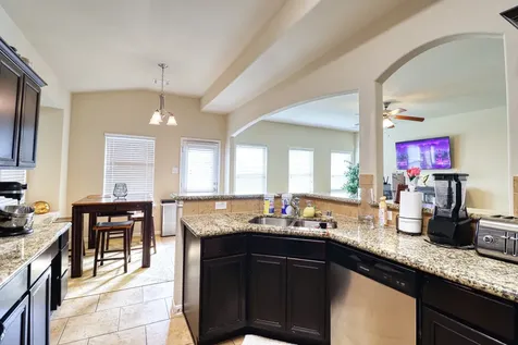 11 Eagle Lake Court Manvel TX 77578