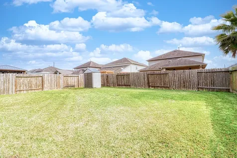 11 Eagle Lake Court Manvel TX 77578