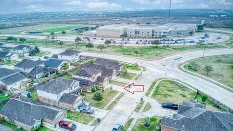 11 Eagle Lake Court Manvel TX 77578