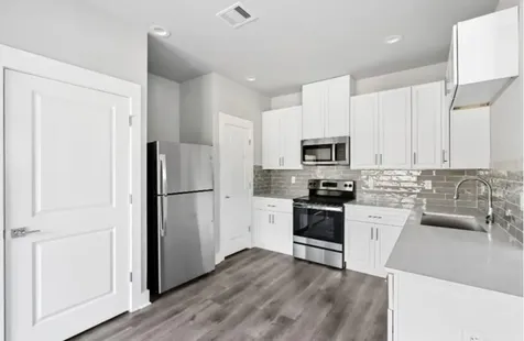 13588 Ella Boulevard 4801 Houston TX 77067