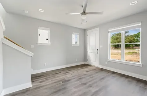 13588 Ella Boulevard 4801 Houston TX 77067