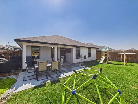 11020 33rd Avenue N Texas City TX 77591
