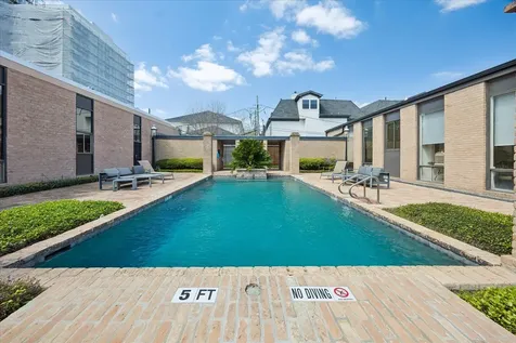 5000 Longmont Drive 14 Houston TX 77056