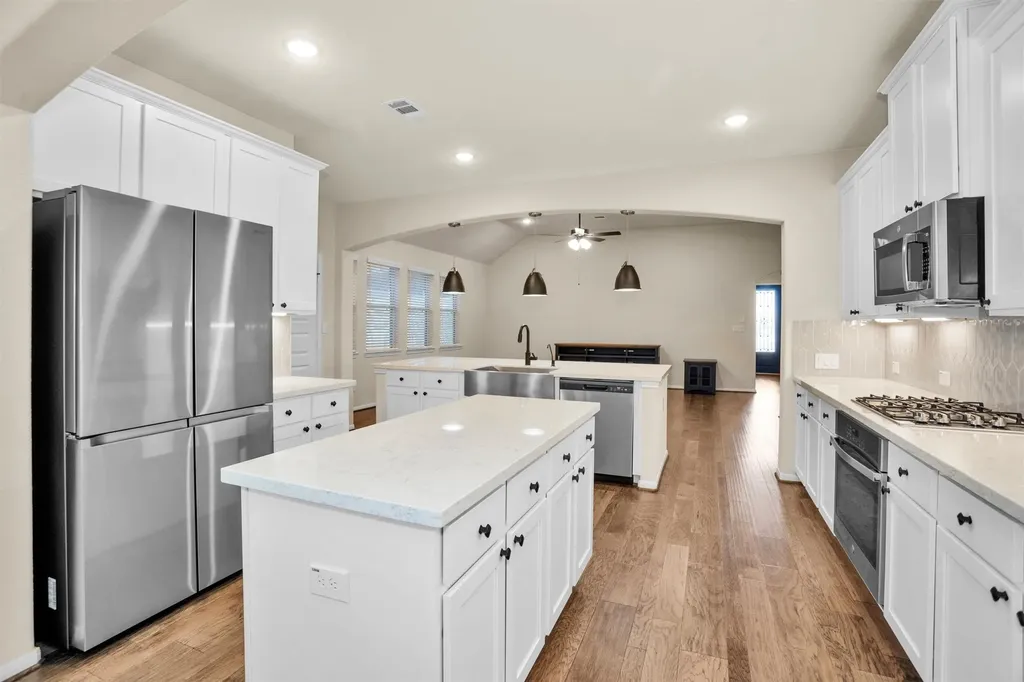 120 Dina Lane Montgomery TX 77356
