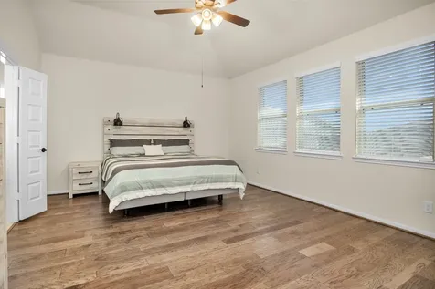 120 Dina Lane Montgomery TX 77356