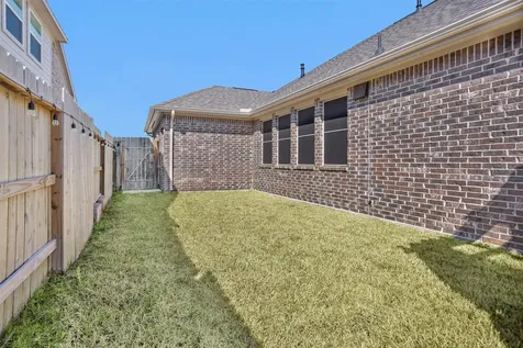 120 Dina Lane Montgomery TX 77356
