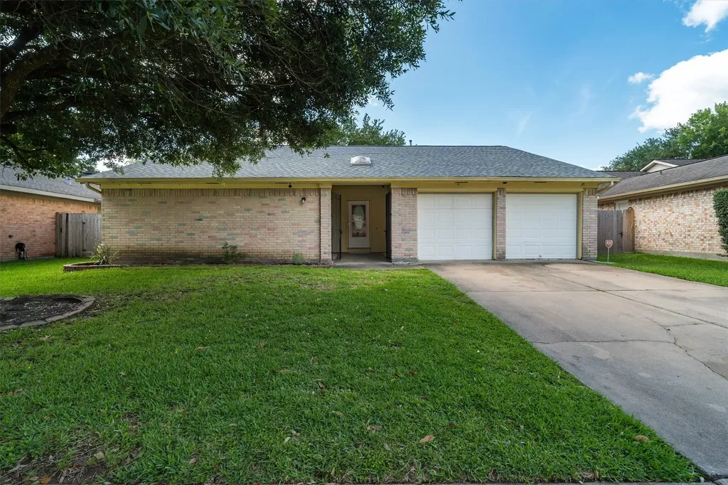 16238 Brookford Drive Houston TX 77059