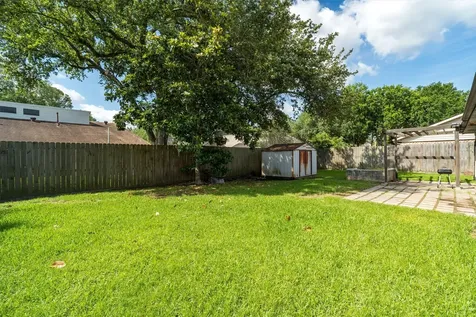16238 Brookford Drive Houston TX 77059