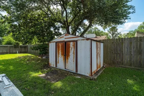 16238 Brookford Drive Houston TX 77059