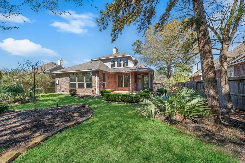 7 Sovereign Way Conroe TX 77384