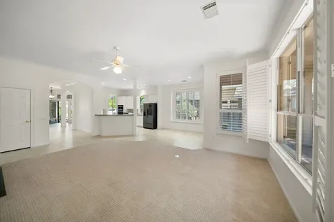 7 Sovereign Way Conroe TX 77384