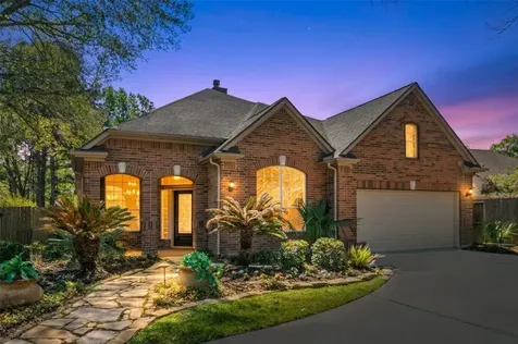 7 Sovereign Way Conroe TX 77384