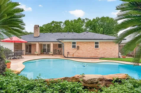 3031 Broadmoor Drive Sugar Land TX 77478