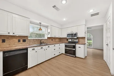 3031 Broadmoor Drive Sugar Land TX 77478