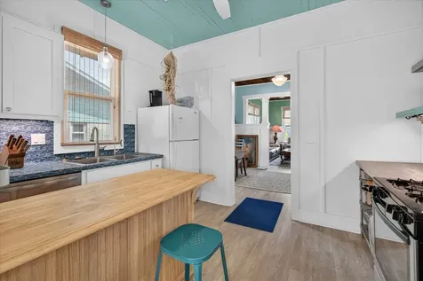 2407 37th Street Galveston TX 77550