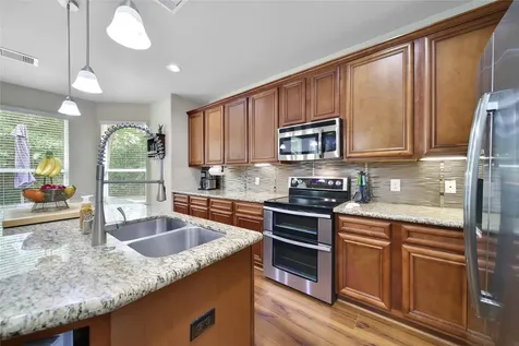 9223 Wapiti Trail Conroe TX 77303