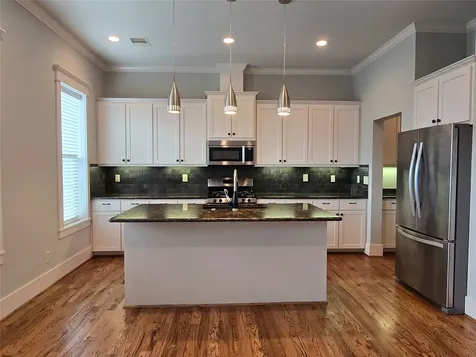 4109 Allen Street Houston TX 77007