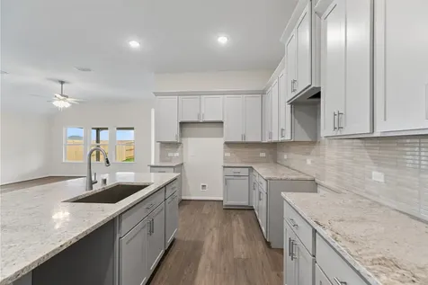 807 Evergreen Forest Lane Rosharon TX 77583