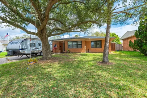 2428 9th Street N Texas City TX 77590