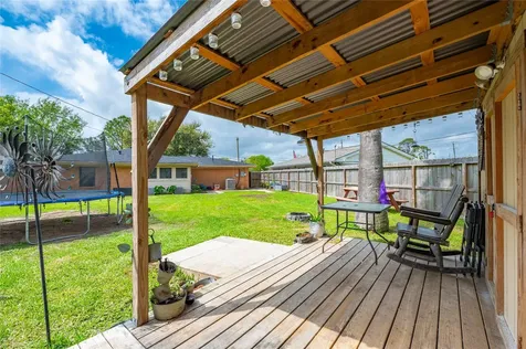2428 9th Street N Texas City TX 77590