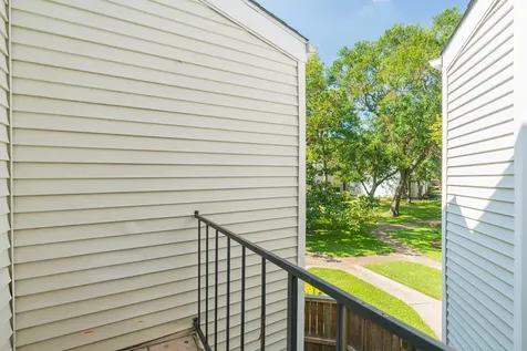 9809 Richmond Avenue A13 Houston TX 77042