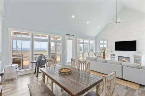 3733 Biscayne Beach Road Crystal Beach TX 77650