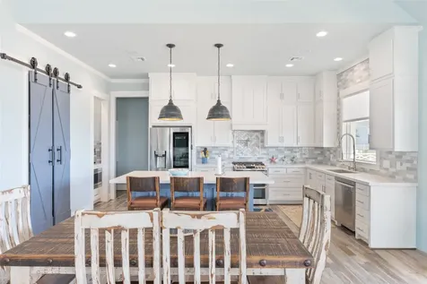 3733 Biscayne Beach Road Crystal Beach TX 77650