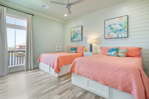 3733 Biscayne Beach Road Crystal Beach TX 77650