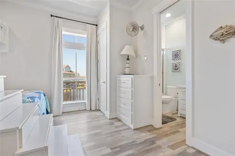 3733 Biscayne Beach Road Crystal Beach TX 77650