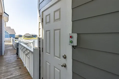 3733 Biscayne Beach Road Crystal Beach TX 77650