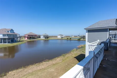 3733 Biscayne Beach Road Crystal Beach TX 77650