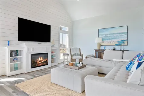3733 Biscayne Beach Road Crystal Beach TX 77650