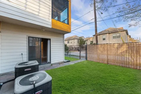 4302 Spencer Street Houston TX 77007