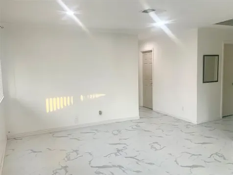 909 Silber Road Road 57j Houston TX 77024