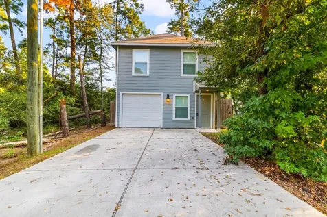 443 Mesquite Livingston TX 77351