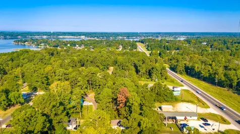 443 Mesquite Livingston TX 77351