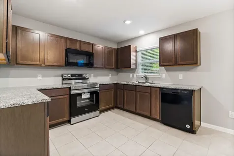 443 Mesquite Livingston TX 77351