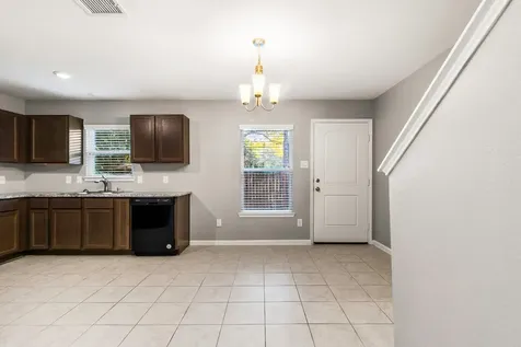 443 Mesquite Livingston TX 77351