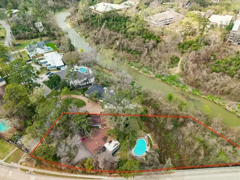202 Pine Hollow Lane Houston TX 77056