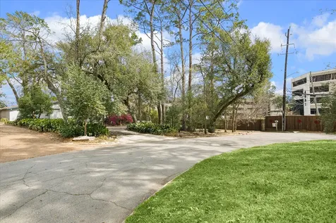 202 Pine Hollow Lane Houston TX 77056