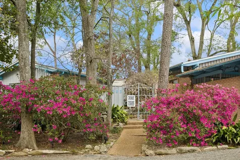 202 Pine Hollow Lane Houston TX 77056