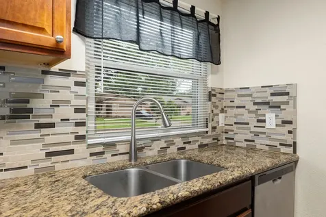 22723 Braken Carter Lane Katy TX 77449