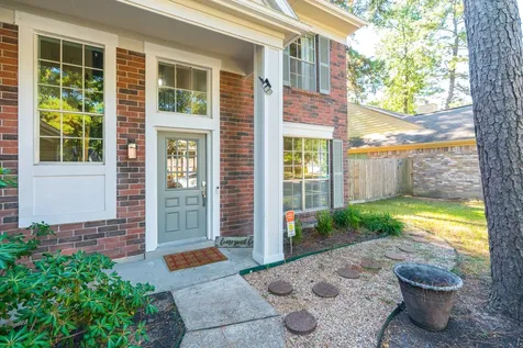 18 Cottage Grove Place The Woodlands TX 77381