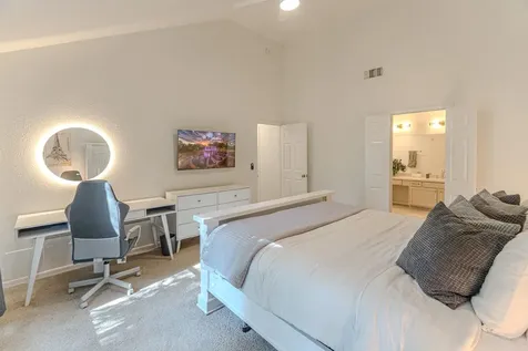 18 Cottage Grove Place The Woodlands TX 77381