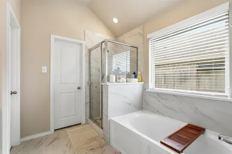 10526 Cabot Trail Iowa Colony TX 77583