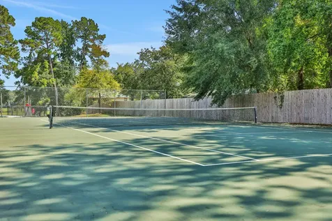 11 Peninsula Point Huntsville TX 77340