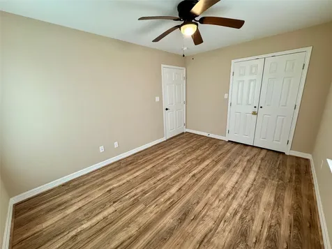 534 Oakdale Drive Huntsville TX 77320