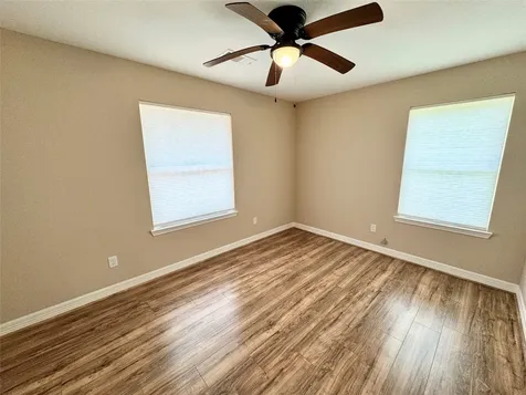 534 Oakdale Drive Huntsville TX 77320