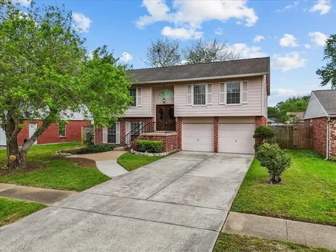 430 W Redway Lane W Houston TX 77598